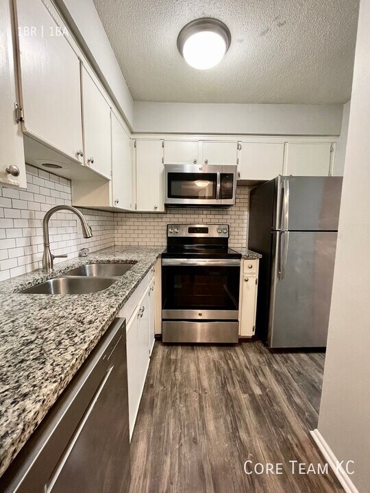 3633 Walnut St in Kansas City, MO - Building Photo