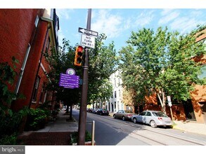 413 S 11th St in Philadelphia, PA - Building Photo - Building Photo