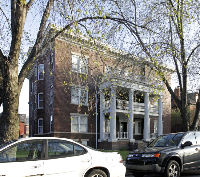 460 Prentis Apartments in Detroit, MI - Building Photo - Building Photo
