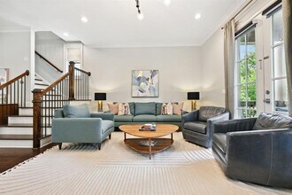 805 Corduroy Ln in Atlanta, GA - Building Photo - Building Photo