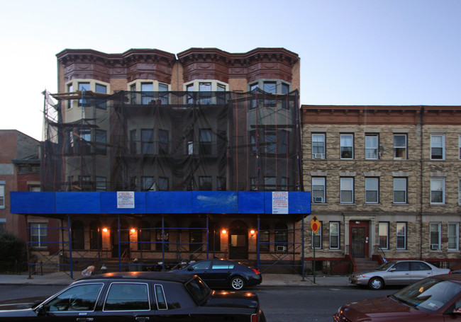 39 Kingston Ave in Brooklyn, NY - Building Photo - Building Photo