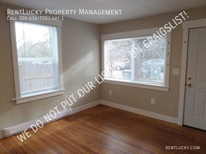 2114 NE 85th St in Seattle, WA - Foto de edificio - Building Photo