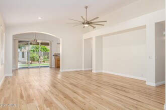 7251 E Lomita Ave in Mesa, AZ - Building Photo - Building Photo