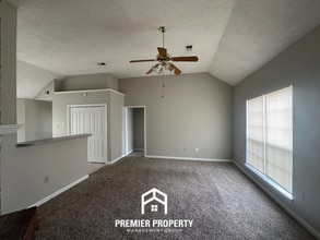 6994 Manslick Rd in Cordova, TN - Building Photo - Building Photo