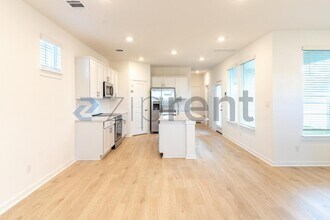 2421 Wallin Bradley Dr in Round Rock, TX - Building Photo - Building Photo