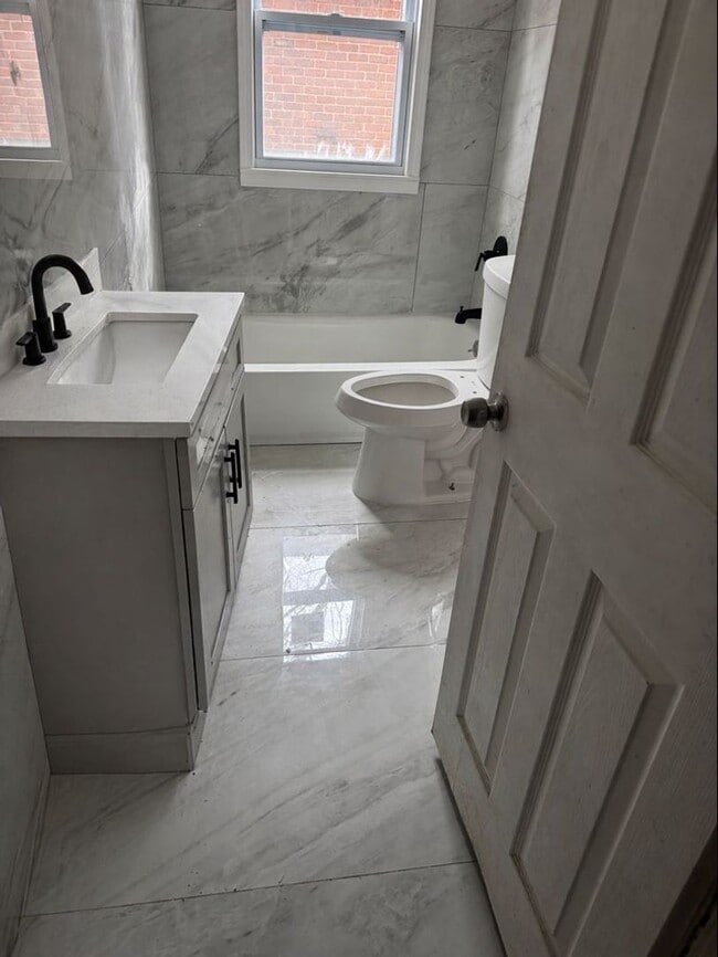 13944 Winthrop St in Detroit, MI - Foto de edificio - Building Photo