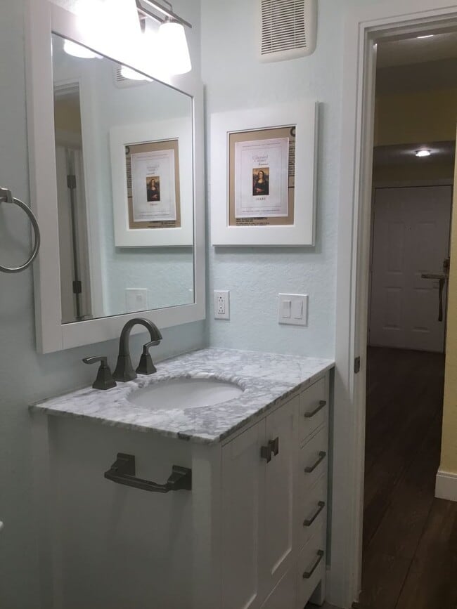 201 Longview Ave in Kissimmee, FL - Building Photo - Building Photo