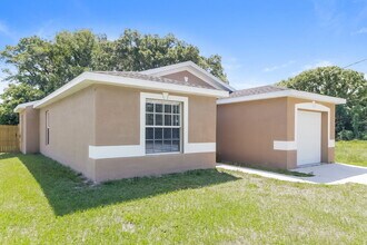 3238 Riverdale Dr in Dade City, FL - Building Photo - Building Photo