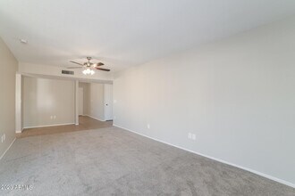 5720 W Purdue Ave in Glendale, AZ - Building Photo - Building Photo