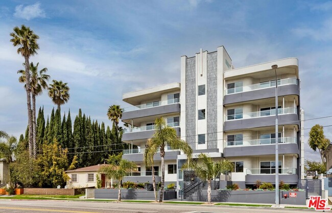 10951 National Blvd in Los Angeles, CA - Building Photo - Building Photo