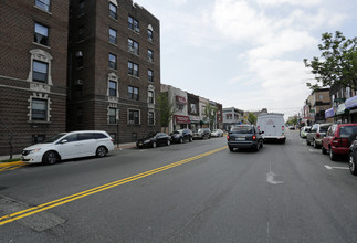 7822 Bergenline Ave in North Bergen, NJ - Building Photo - Building Photo