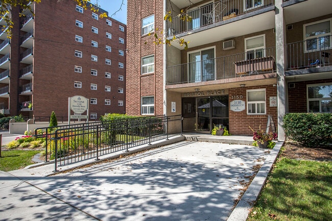 Bristol Place Apartments