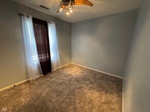 4631 W Smith Valley Rd in Greenwood, IN - Building Photo - Building Photo