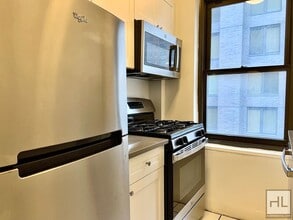 EAST 56 STREET in New York, NY - Building Photo - Building Photo