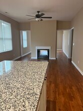 54 W Sharon Rd, Unit 2 in Glendale, OH - Building Photo - Building Photo