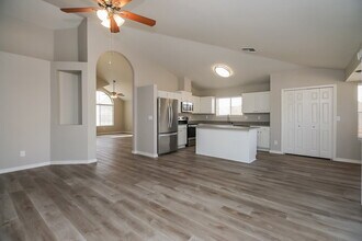 727 N Sulleys Dr in Mesa, AZ - Building Photo - Building Photo