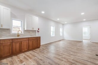 823 S 17th St in Newark, NJ - Building Photo - Building Photo