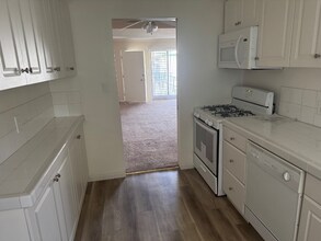 4438 Murietta Ave in Sherman Oaks, CA - Building Photo - Building Photo