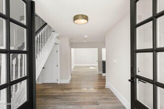 1345 Southwind Cir in Westlake Village, CA - Building Photo - Building Photo