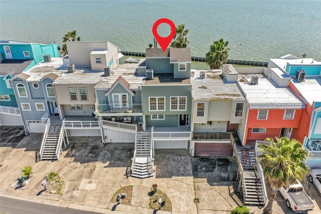 property at 5 Tiki Cir