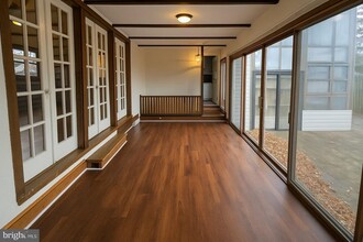 10001 Dallas Ave in Silver Spring, MD - Building Photo - Building Photo