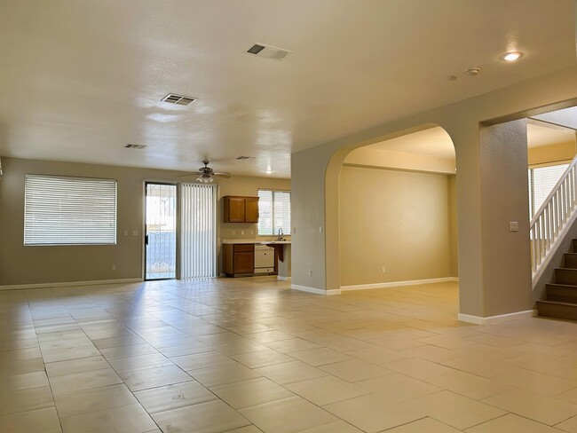 6084 Villa Trieste Ct in Las Vegas, NV - Building Photo - Building Photo