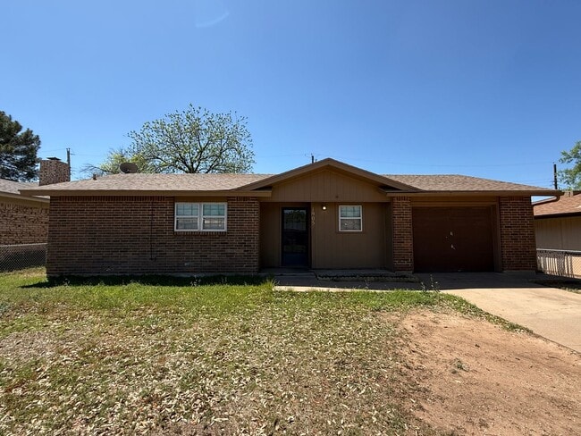 property at 1905 Meadowbrook Dr