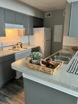 Springhollow Apartments in Dallas, TX - Building Photo