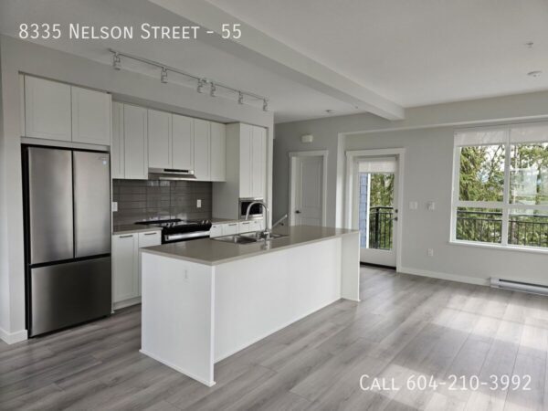 8335 Nelson St in Mission, BC - Building Photo - Building Photo