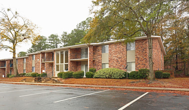 The Landings at Forest Acres in Columbia, SC - Foto de edificio - Building Photo