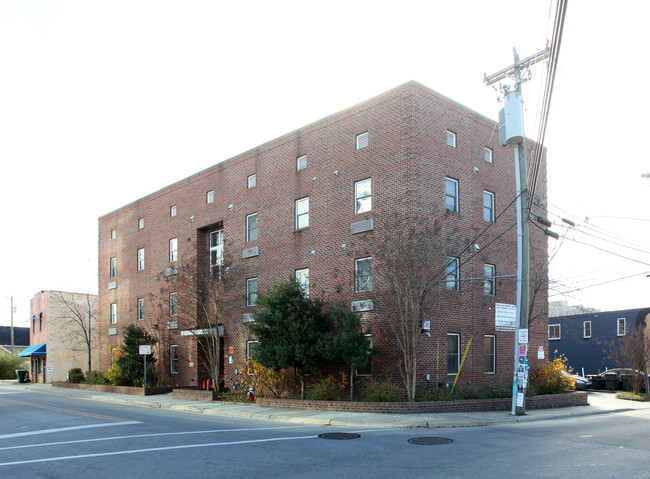 Trustee Corner in Chapel Hill, NC - Building Photo - Building Photo