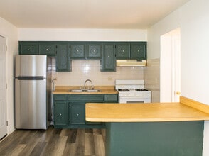905 W North Ave in Villa Park, IL - Building Photo - Building Photo
