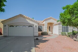 7064 E Lobo Ave in Mesa, AZ - Building Photo