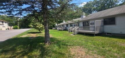 33 Baxter Rd in Willington, CT - Building Photo - Building Photo