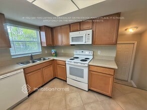 113 Woodfield Ct, Unit 1 in Sanford, FL - Building Photo - Building Photo