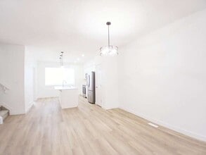 20959 20 Ave NW in Edmonton, AB - Building Photo - Building Photo