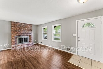 12012 E 56 St in Kansas City, MO - Building Photo - Building Photo
