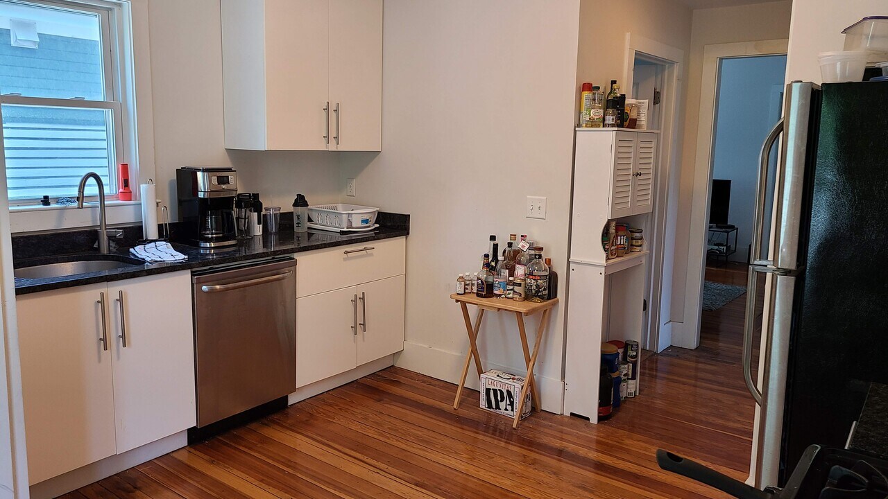 82 Morrison Ave in Somerville, MA - Building Photo