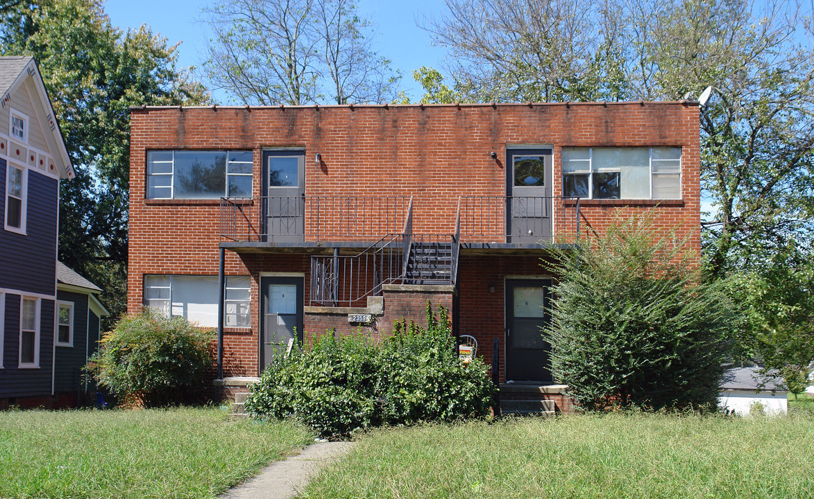 2359 E Fifth Ave in Knoxville, TN - Building Photo