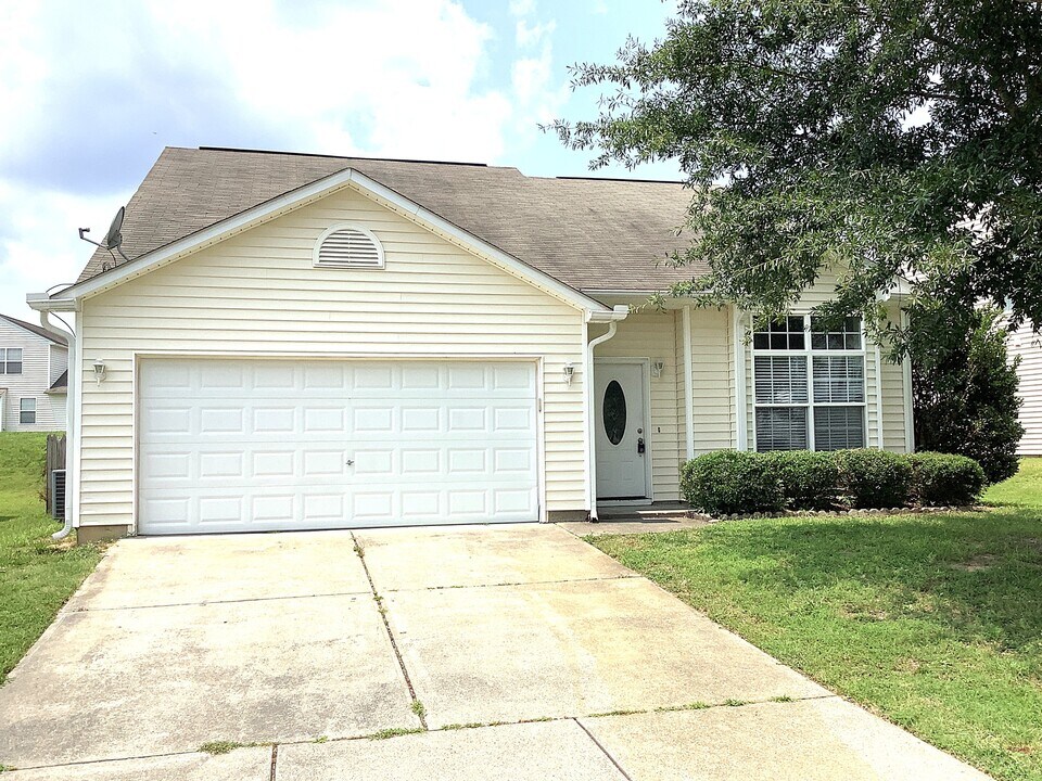 3672 Watkins Ridge Ct in Raleigh, NC - Building Photo