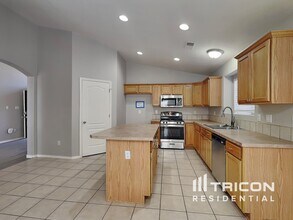 1513 Ricasoli Dr SE in Rio Rancho, NM - Building Photo - Building Photo