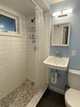 66 Beacon St, Unit 1 in Somerville, MA - Building Photo - Building Photo