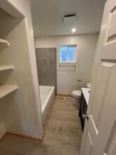 166 A St W in Columbia Falls, MT - Foto de edificio - Building Photo