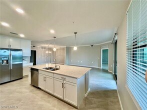 2361 Anguilla Dr in Naples, FL - Building Photo - Building Photo