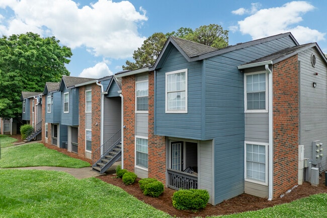 Peppertree in Charlotte, NC - Foto de edificio - Building Photo