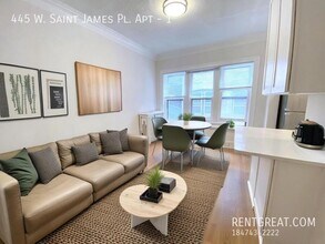 445 W St James Pl in Chicago, IL - Building Photo - Building Photo