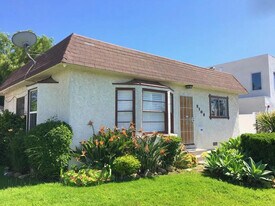 2108 Pier Ave in Santa Monica, CA - Building Photo