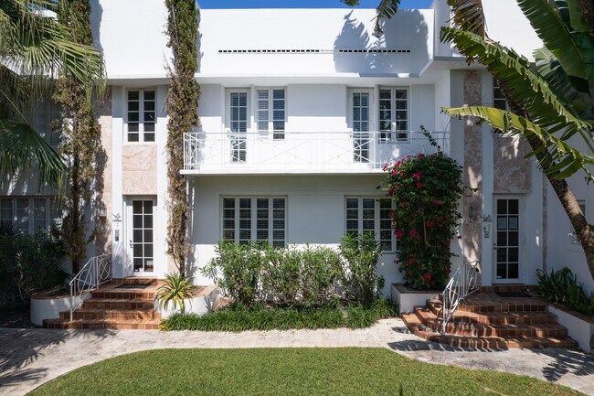 701 14th St in Miami Beach, FL - Foto de edificio - Building Photo