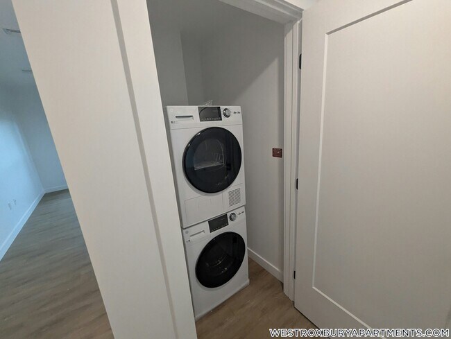 199 Gardner St in Boston, MA - Foto de edificio - Building Photo