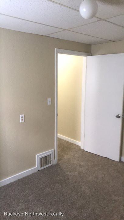 2039 Genesee St in Toledo, OH - Building Photo - Building Photo